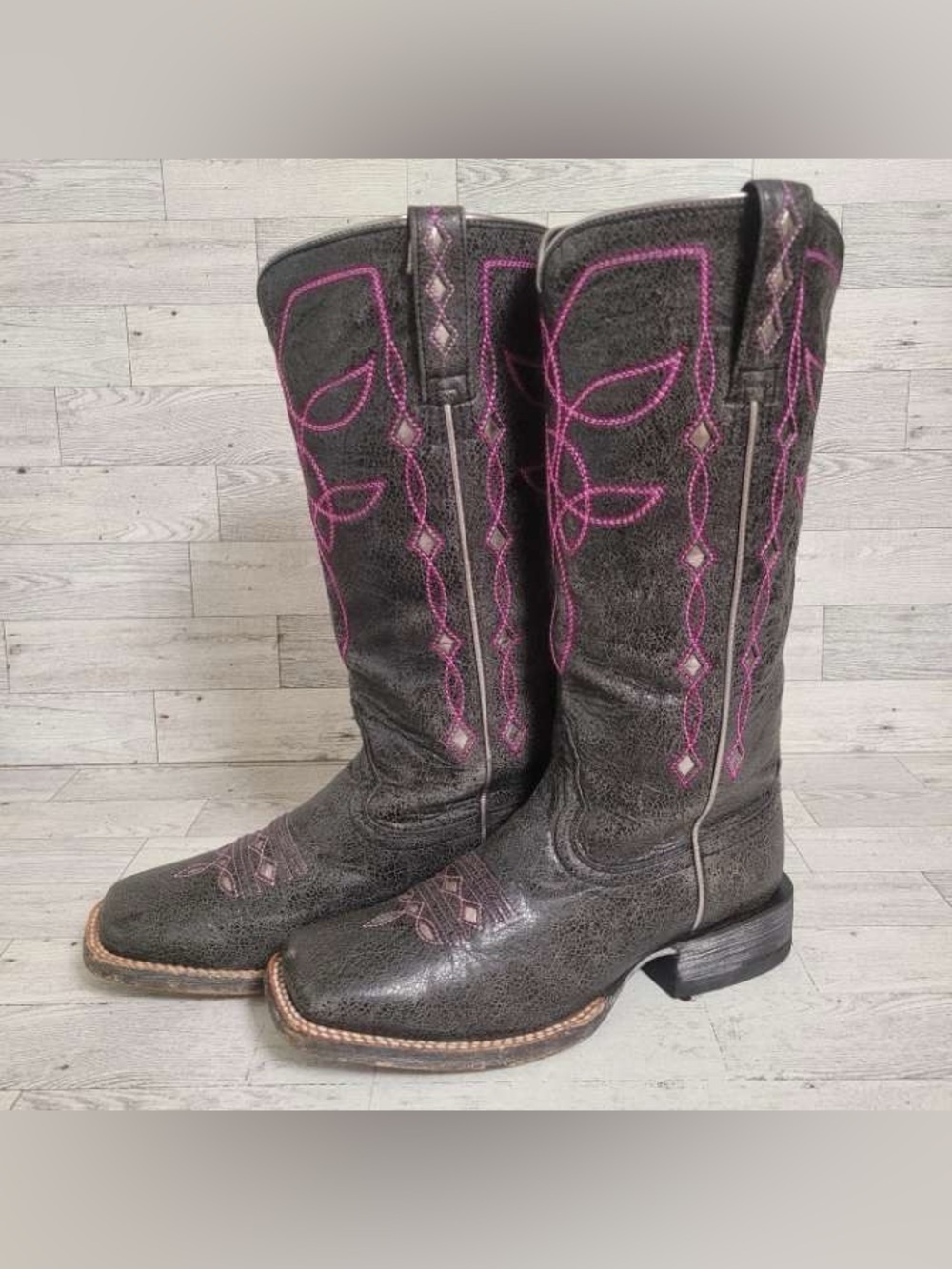 Women’s Ariat Ranch Luxe Black Leather Pink Square Toe Cowboy Boots Size 6.5 B